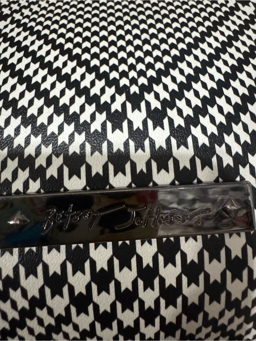Betsey Johnson Black & White Plaid Heart Accent Tote - Picture 9 of 12